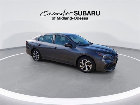 Used 2025 Subaru Legacy Premium image 9