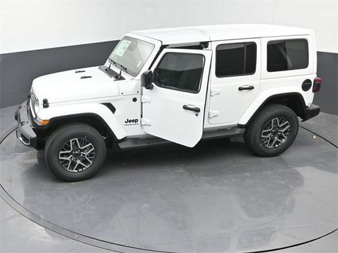 New 2026 Jeep Wrangler Sahara image 30