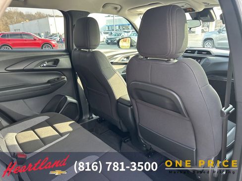 Used 2023 Chevrolet TrailBlazer LT image 45