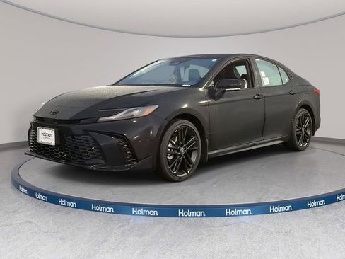 New 2026 Toyota Camry SE Nightshade image 1