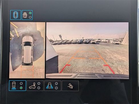 Used 2025 GMC Yukon Denali image 25