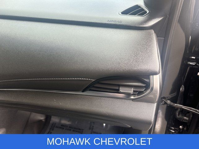 Used 2022 Chevrolet Traverse LT AWD/4WD image 28
