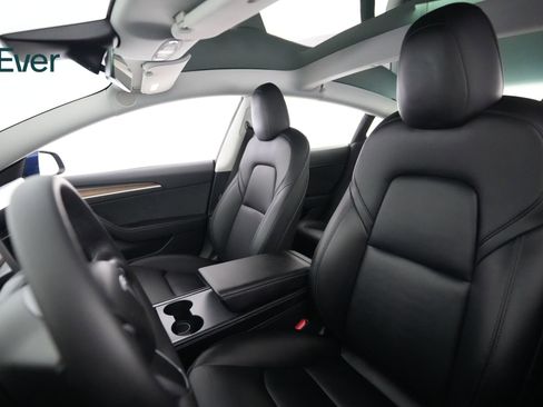 Used 2022 Tesla Model 3 RWD image 4