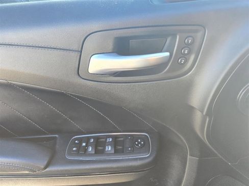 Used 2020 Dodge Charger SXT w/ Plus Group image 8