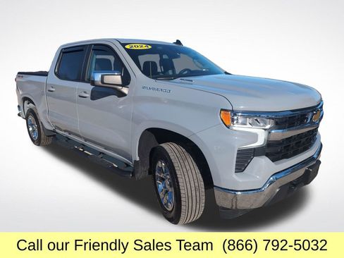 Used 2024 Chevrolet Silverado 1500 LT image 9