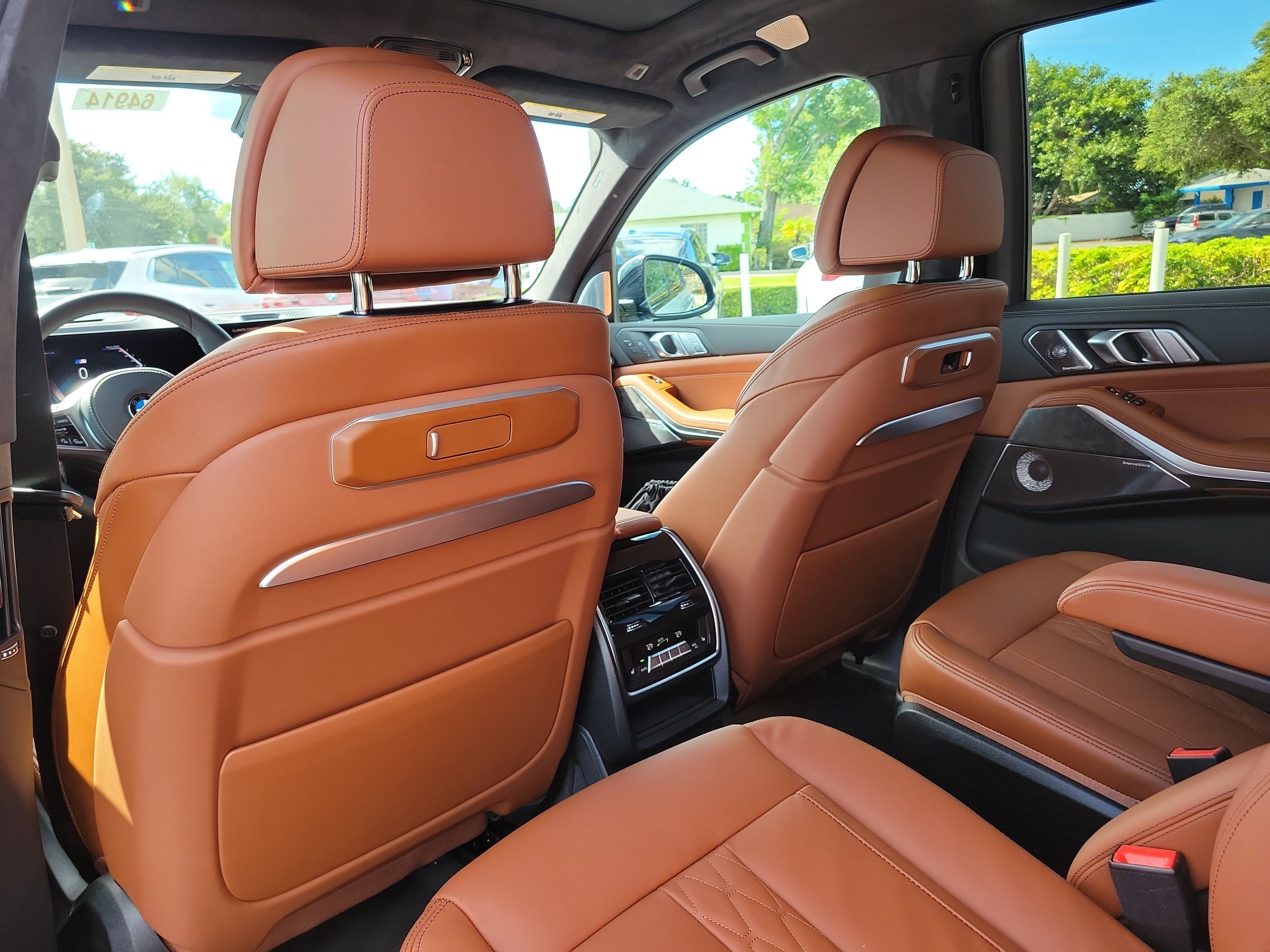 New 2027 BMW X7 xDrive40i w/ Executive Package AWD/4WD image 9