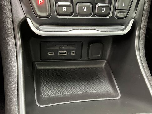 Used 2019 GMC Terrain Denali w/ Advanced Safety Package AWD/4WD image 24