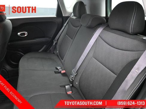Used 2014 Kia Soul FWD image 21
