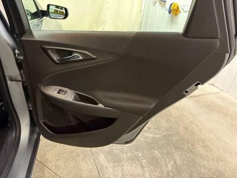 Used 2023 Chevrolet Malibu LT FWD image 14