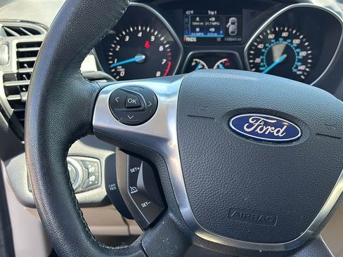 Used 2015 Ford Escape Titanium image 17