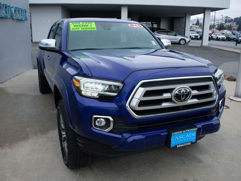 Used 2023 Toyota Tacoma Limited image 13