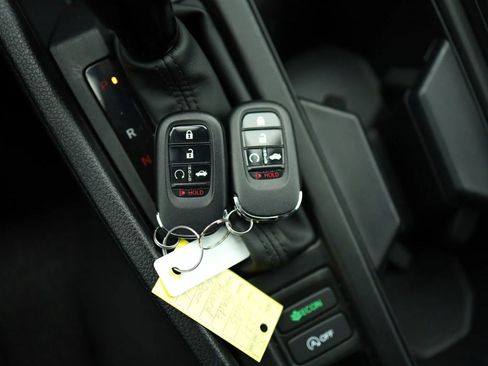 Used 2025 Honda Accord LX image 30