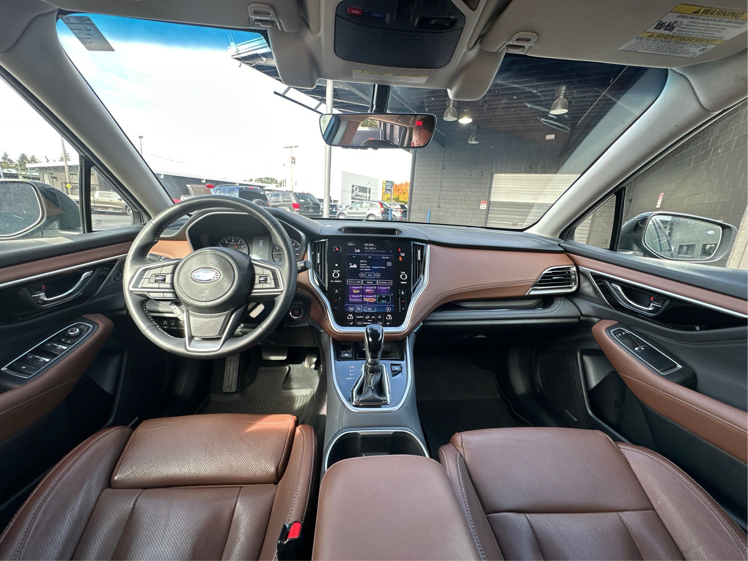 Used 2022 Subaru Outback Touring AWD/4WD image 29