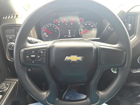Used 2023 Chevrolet Silverado 1500 Custom RWD image 18