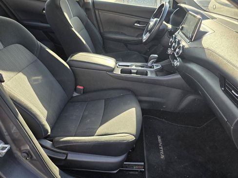 Used 2021 Nissan Sentra SV FWD image 11