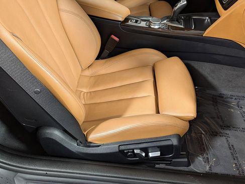 Used 2018 BMW 430i xDrive Convertible image 27