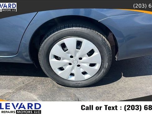 Used 2007 Toyota Yaris Sedan w/ PWR Pkg w/Steel Wheels FWD image 25
