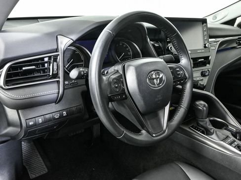 Used 2024 Toyota Camry XSE image 4
