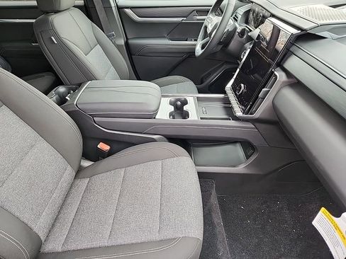 New 2025 GMC Acadia Elevation w/ Black Edition AWD/4WD image 10