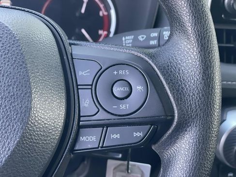 Used 2024 Toyota RAV4 LE image 9