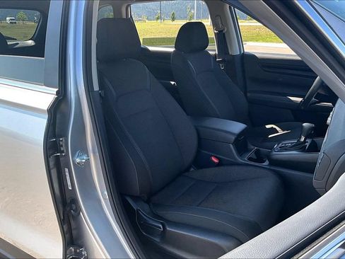 Used 2023 Honda CR-V EX image 7