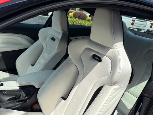 Used 2019 BMW M4 Coupe w/ Competition Package RWD image 15