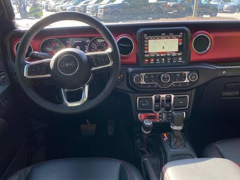 Used 2021 Jeep Wrangler Unlimited Rubicon AWD/4WD image 8