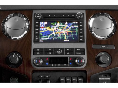 Used 2015 Ford F250 Lariat w/ Lariat Interior Package image 50