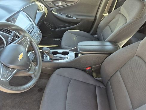 Used 2024 Chevrolet Malibu LT image 19