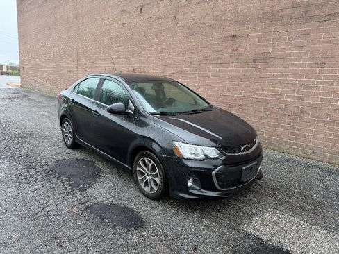 Used 2019 Chevrolet Sonic LT w/ RS Package FWD image 8