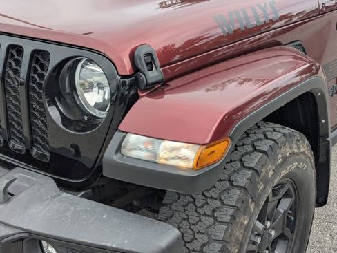 Used 2021 Jeep Gladiator Sport AWD/4WD image 13