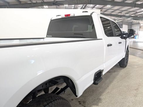 Used 2023 Ford F250 XL w/ STX Appearance Package AWD/4WD image 3