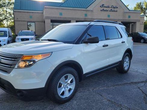 Used 2012 Ford Explorer 4WD w/ Class III Trailer Tow Pkg image 1