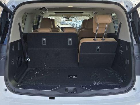 New 2026 INFINITI QX80 Luxe image 21
