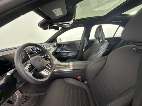 Used 2025 Mercedes-Benz C 300 4MATIC Sedan image 12