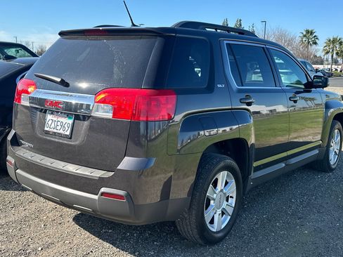 Used 2013 GMC Terrain SLT image 3