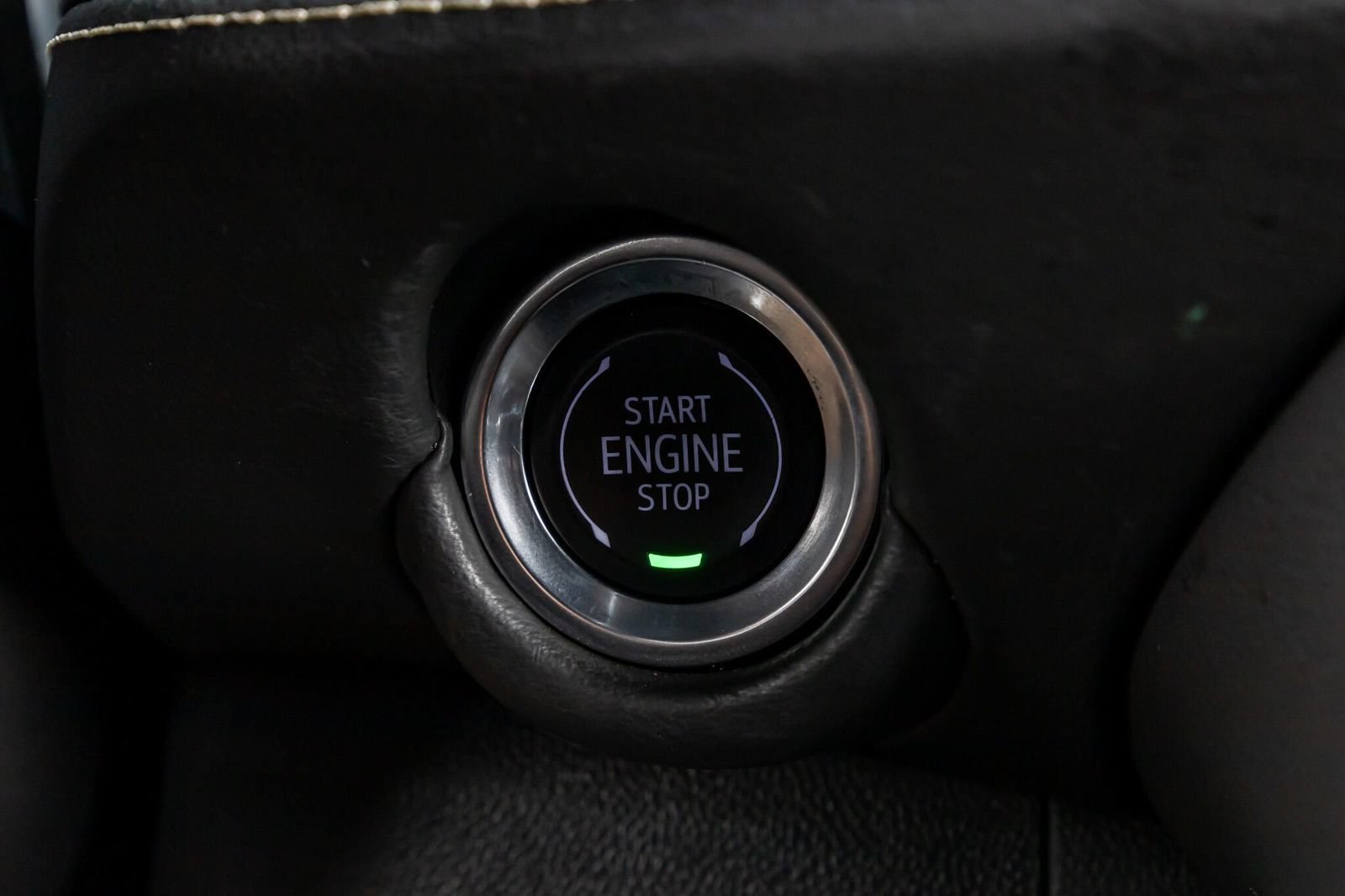Used 2025 Chevrolet Tahoe Premier AWD/4WD image 18