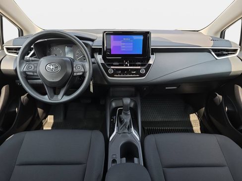 Used 2025 Toyota Corolla LE FWD image 9
