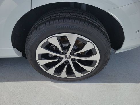 New 2026 Audi Q3 quattro 2.0T AWD/4WD image 29