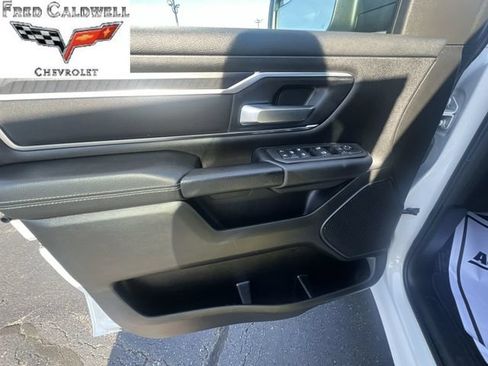 Used 2025 RAM 1500 Big Horn AWD/4WD image 28