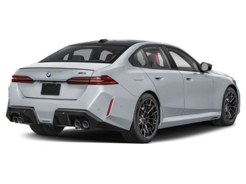 Certified 2025 BMW M5 w/ Executive Package AWD/4WD image 5