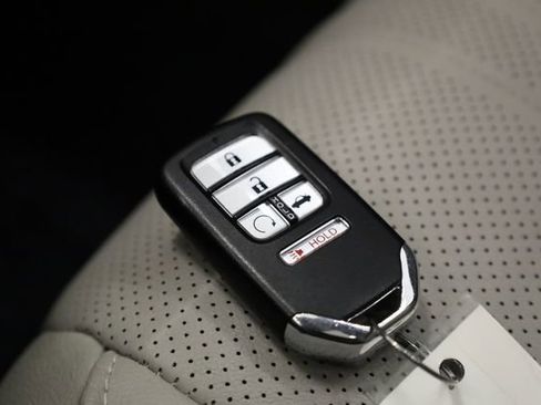 Used 2021 Honda Accord Touring image 33