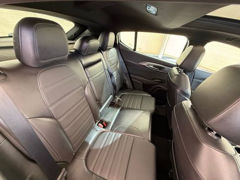 Used 2024 Alfa Romeo Tonale Ti w/ Premium Interior Package image 16