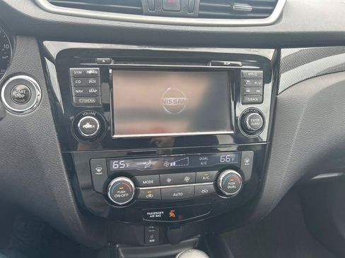 Used 2015 Nissan Rogue SL w/ SL Premium Package AWD/4WD image 13