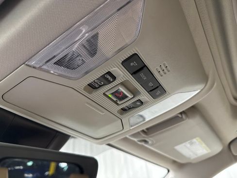 Used 2025 Toyota RAV4 Limited FWD image 24