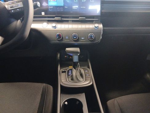 New 2026 Hyundai Kona SE image 11