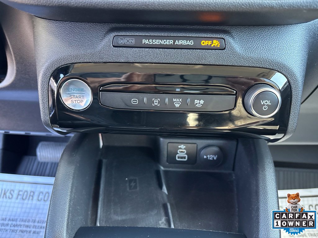 Used 2025 Ford Escape Platinum AWD/4WD image 21