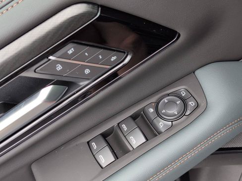 New 2026 GMC Yukon XL AT4 w/ AT4 Premium Plus Package AWD/4WD image 21