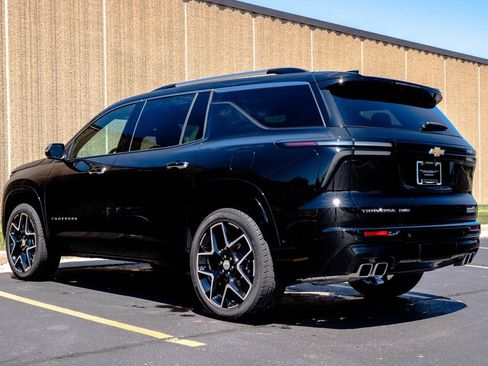 Certified 2025 Chevrolet Traverse High Country AWD/4WD image 7
