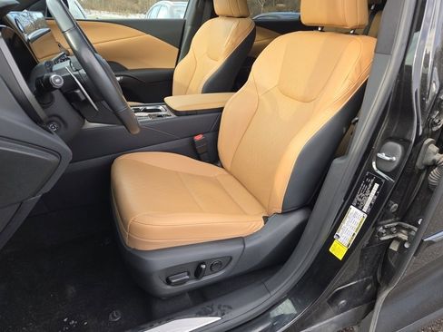 Certified 2024 Lexus RX 350 Premium Plus image 8